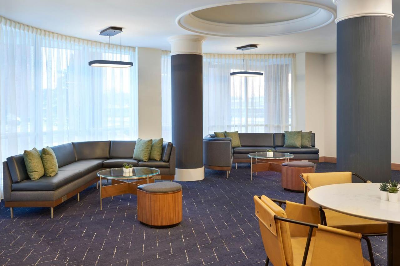 Courtyard By Marriott Toronto Mississauga/Meadowvale Hotel Exterior foto