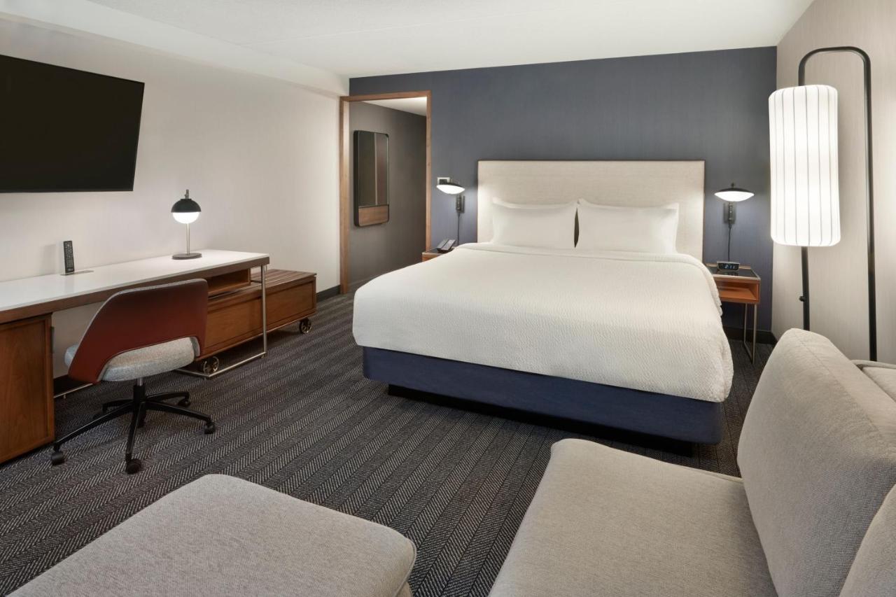 Courtyard By Marriott Toronto Mississauga/Meadowvale Hotel Exterior foto