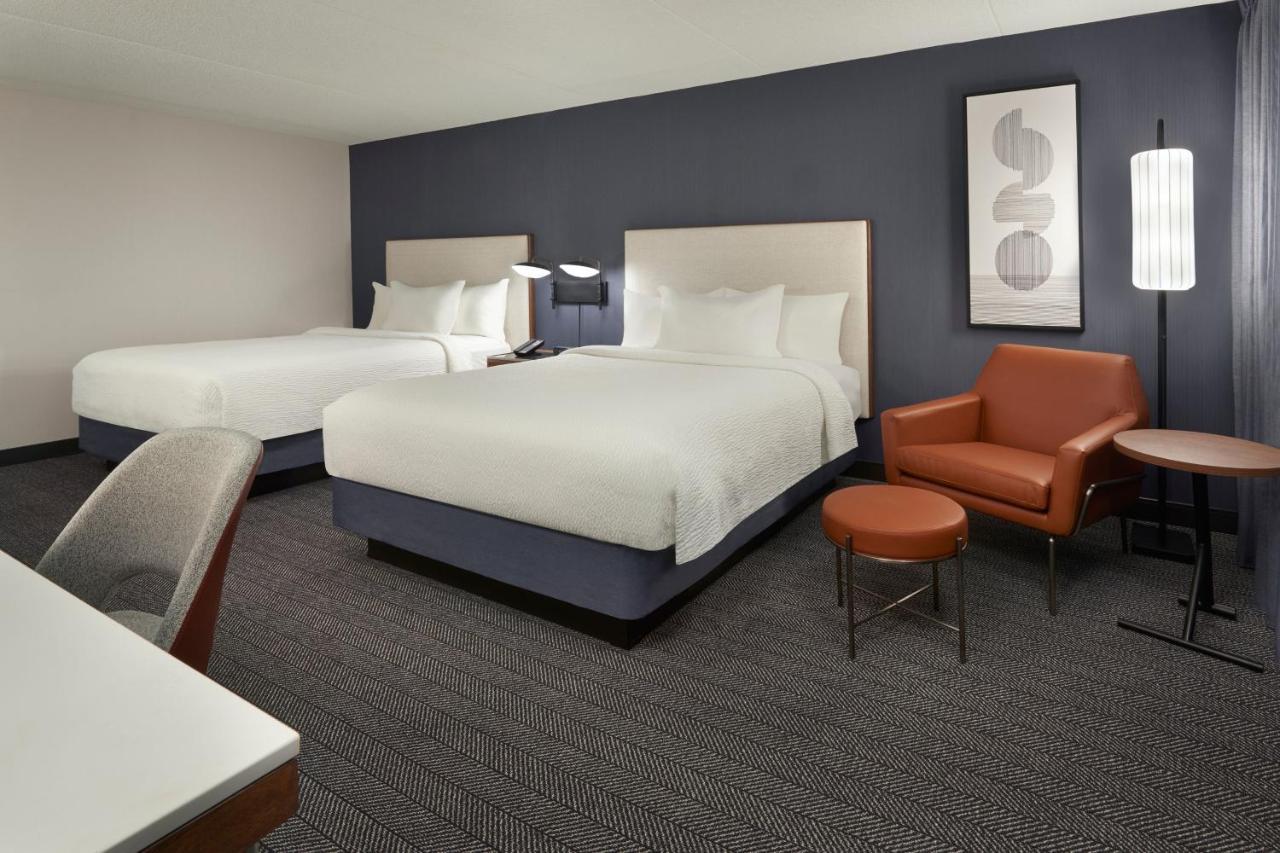 Courtyard By Marriott Toronto Mississauga/Meadowvale Hotel Exterior foto