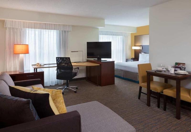 Courtyard By Marriott Toronto Mississauga/Meadowvale Hotel Exterior foto