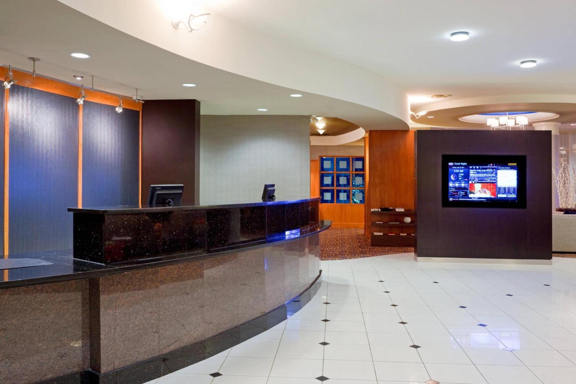 Courtyard By Marriott Toronto Mississauga/Meadowvale Hotel Exterior foto